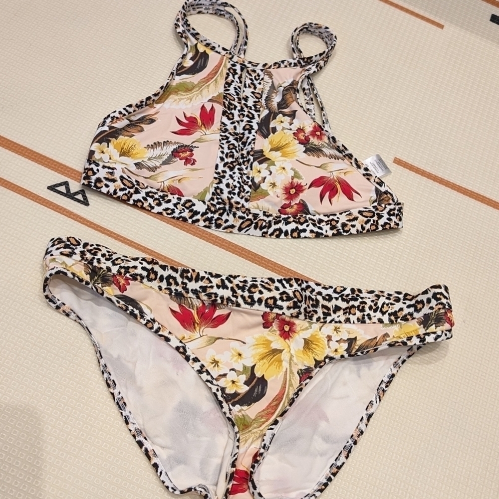 Skye Swimwear Floral Leopard Swimsuit Like New